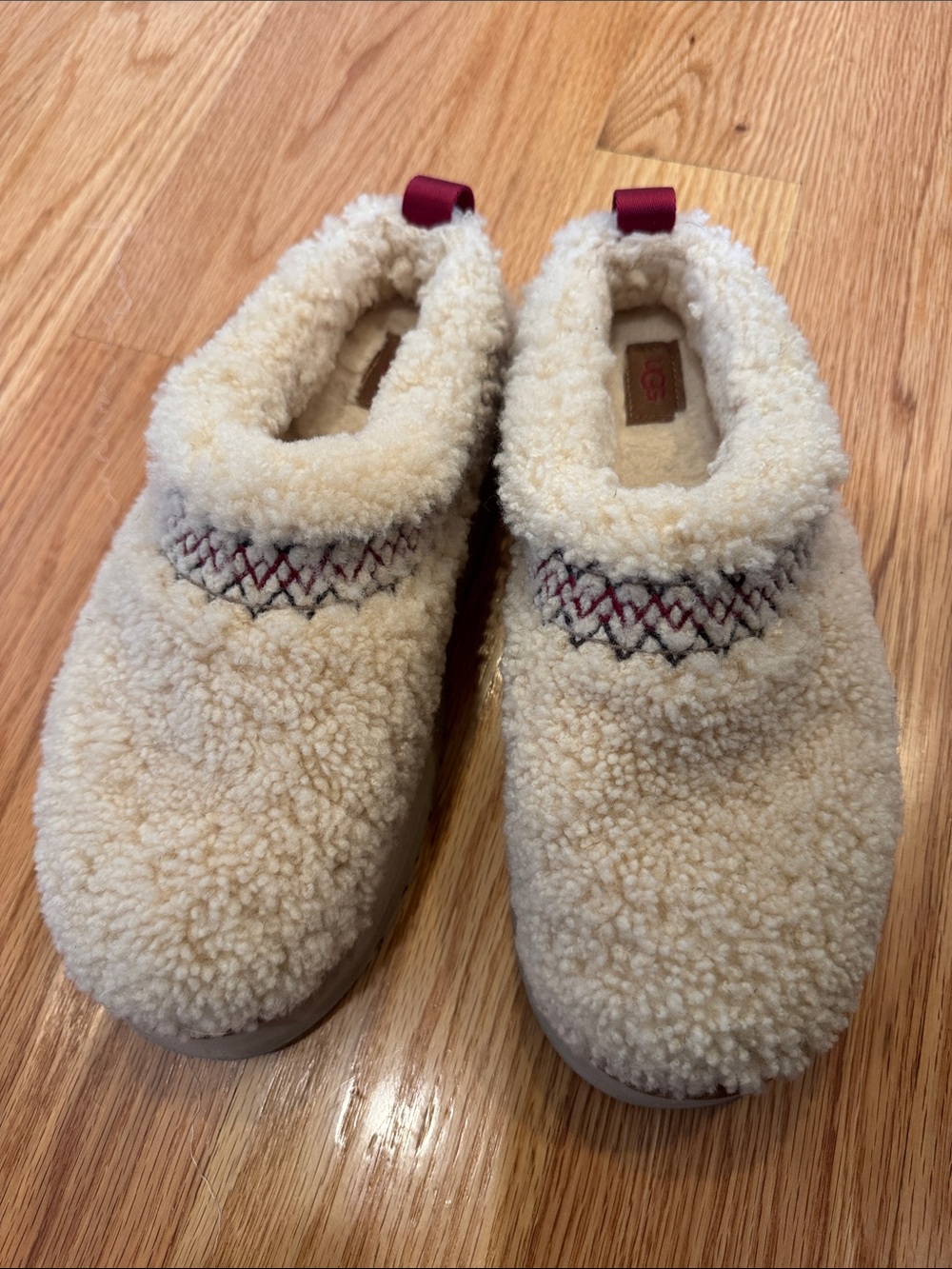 Woman’s Ugg Tazz Slipper Heritage Braid size 10
